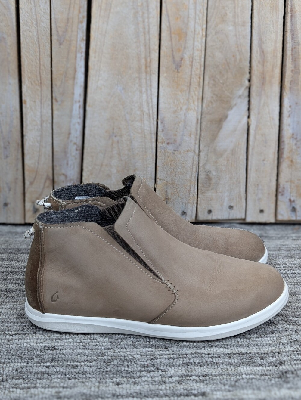 Olukai: Hawai'loa Manu Hope - Tan Leather - Size 8